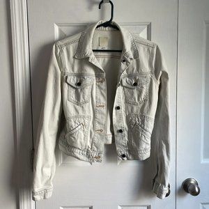 Joe’s Jeans Light Denim Jacket in color Meyra size Small